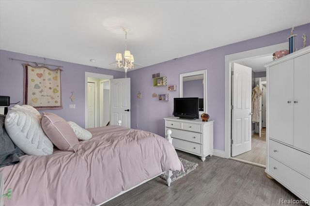 9074 Ridgefield Drive, Brighton, MI 48114