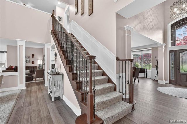 9074 Ridgefield Drive, Brighton, MI 48114