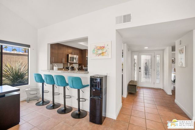 7481 Paseo Azulejo, Palm Springs, CA 92264