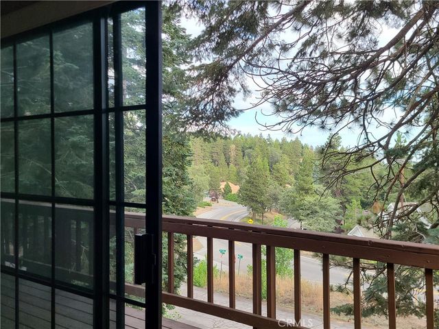 31194 Outer Highway 18 N, Running Springs, CA 92382