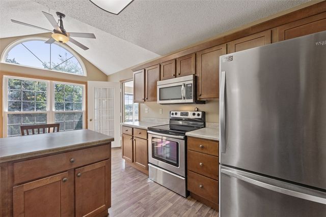 4460 Westchester Drive NE C, Cedar Rapids, IA 52402