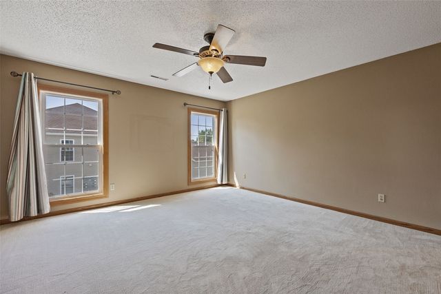 4460 Westchester Drive NE C, Cedar Rapids, IA 52402