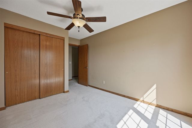 4460 Westchester Drive NE C, Cedar Rapids, IA 52402