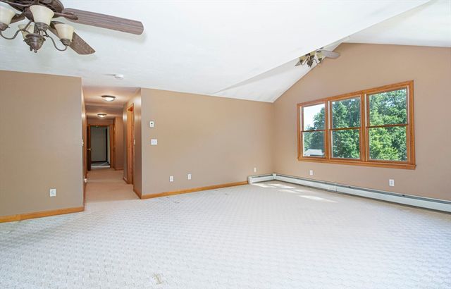 12 Ridge Rd, Shrewsbury, MA 01545