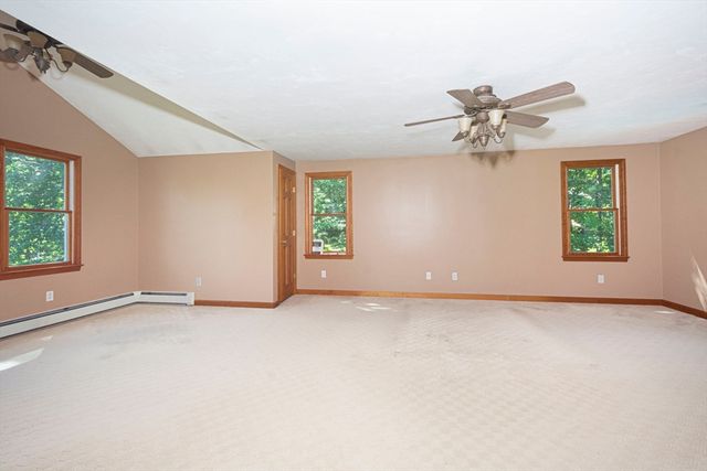 12 Ridge Rd, Shrewsbury, MA 01545