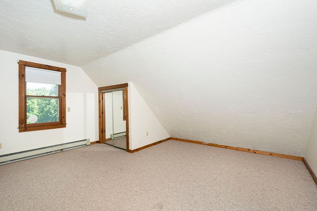 12 Ridge Rd, Shrewsbury, MA 01545