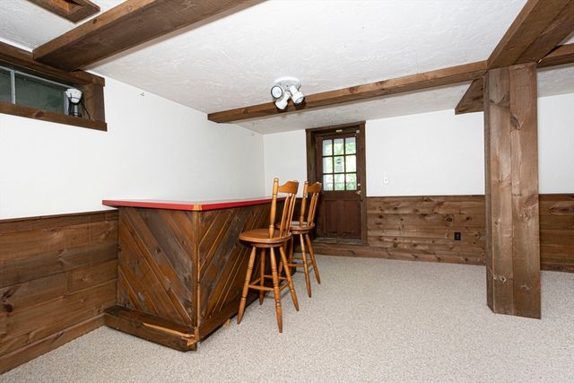 12 Ridge Rd, Shrewsbury, MA 01545