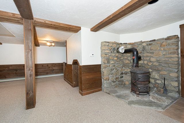 12 Ridge Rd, Shrewsbury, MA 01545