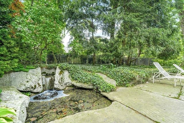 42 Lawrence Rd, Newton, MA 02467