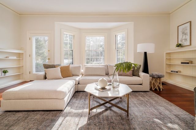 42 Lawrence Rd, Newton, MA 02467