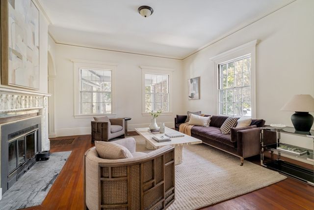 42 Lawrence Rd, Newton, MA 02467