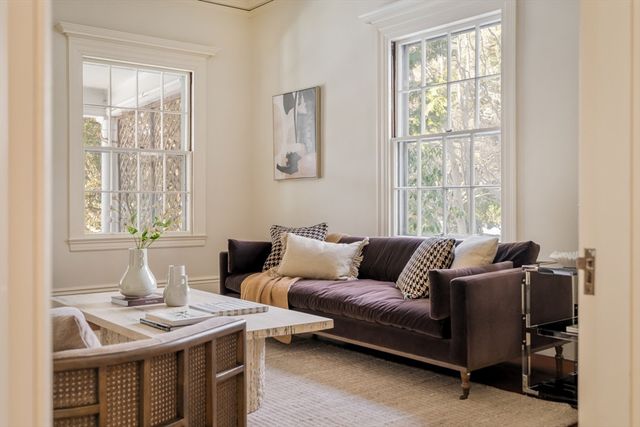 42 Lawrence Rd, Newton, MA 02467