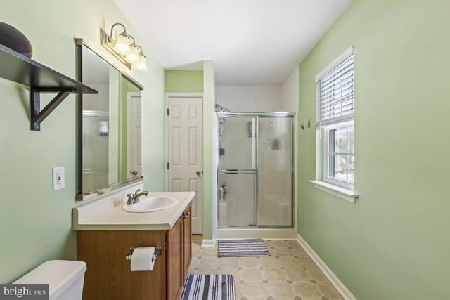 113 LEE ST, Stewartstown, PA 17363