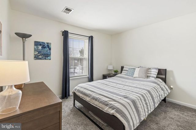 113 LEE ST, Stewartstown, PA 17363