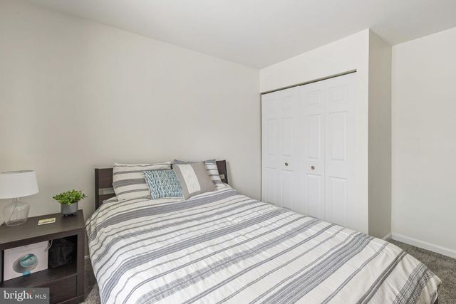 113 LEE ST, Stewartstown, PA 17363