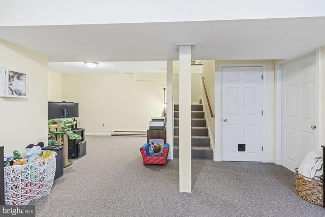 113 LEE ST, Stewartstown, PA 17363