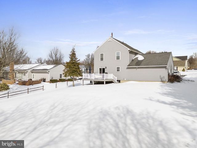 113 LEE ST, Stewartstown, PA 17363