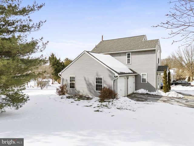 113 LEE ST, Stewartstown, PA 17363