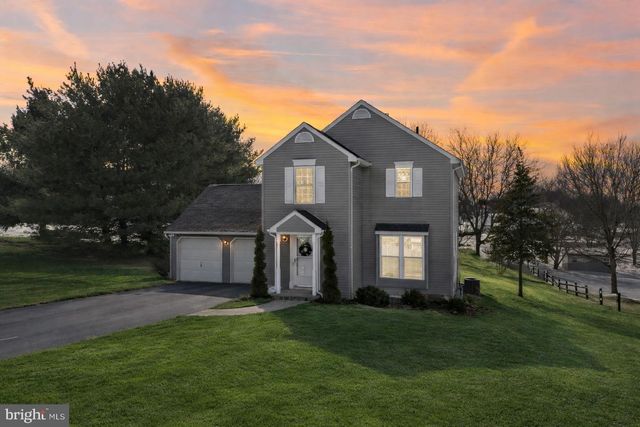 113 LEE ST, Stewartstown, PA 17363