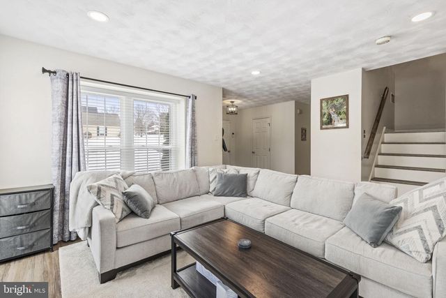 113 LEE ST, Stewartstown, PA 17363