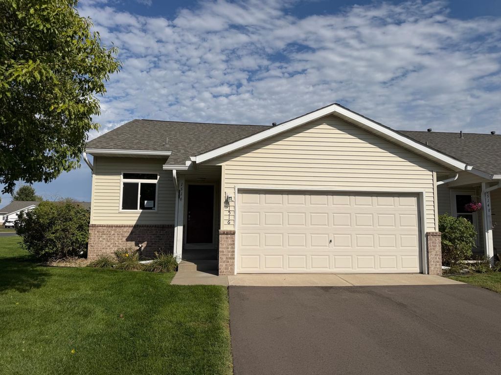 1516 Dublin Court, Shakopee, MN 55379 — exterior