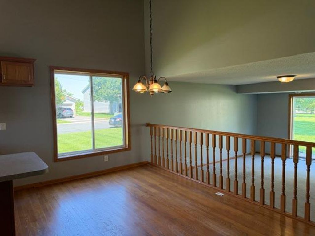 1516 Dublin Court, Shakopee, MN 55379 — photo 5