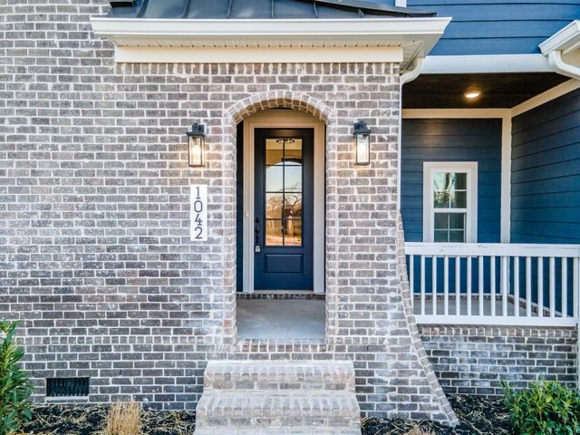 22 Peyton Place, Columbia, TN 38401