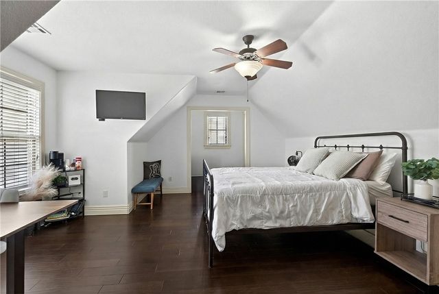 6426 44th Street, Rogers, AR 72758