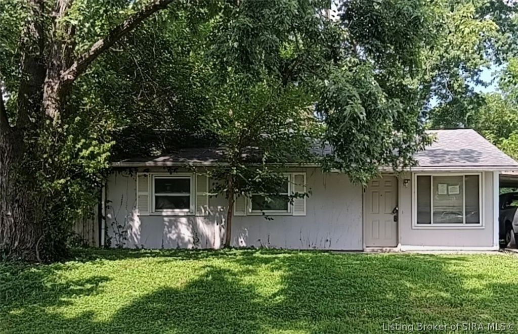 1124 Birchwood Drive, Jeffersonville, IN 47130