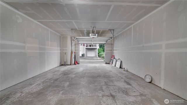 2104 Palisade Boulevard #B-7, Dupont, WA 98327