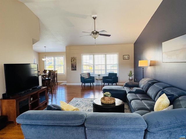 202 BARTLEY ST, Dayton, VA 22821