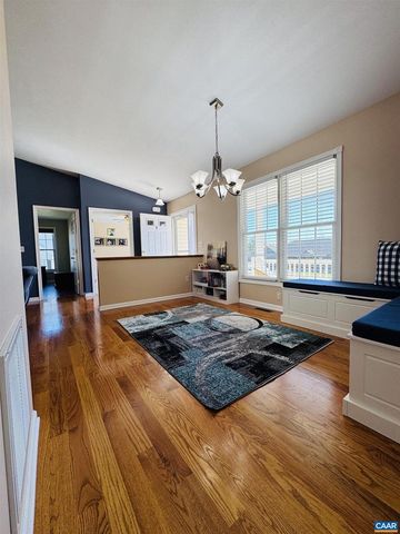 202 BARTLEY ST, Dayton, VA 22821