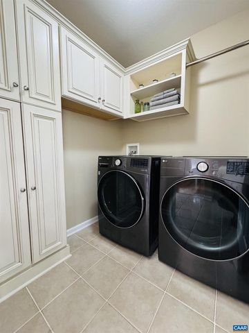 202 BARTLEY ST, Dayton, VA 22821