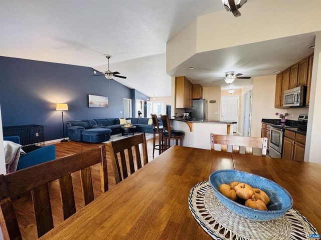 202 BARTLEY ST, Dayton, VA 22821