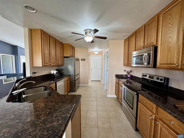 202 BARTLEY ST, Dayton, VA 22821