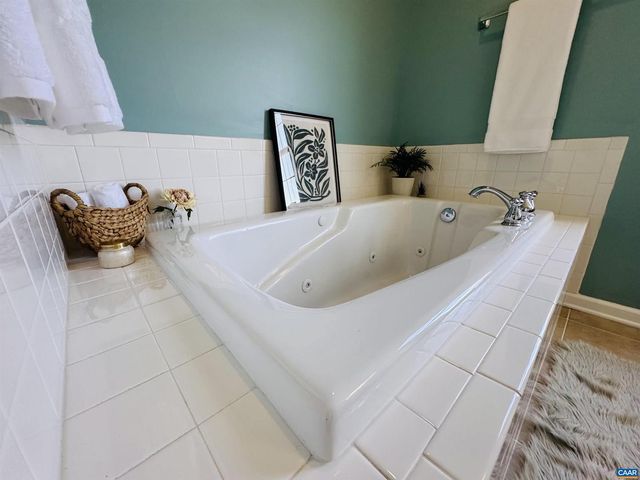 202 BARTLEY ST, Dayton, VA 22821