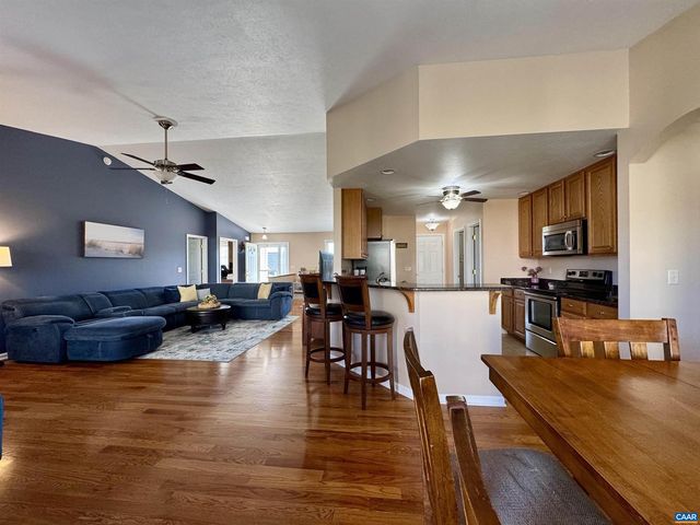 202 BARTLEY ST, Dayton, VA 22821