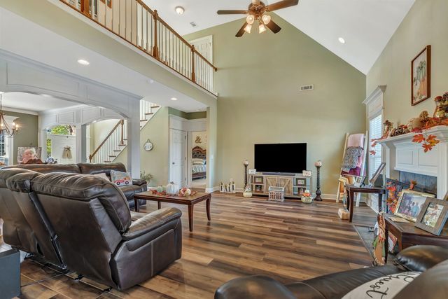 205 Apricot Ln, Murfreesboro, TN 37129