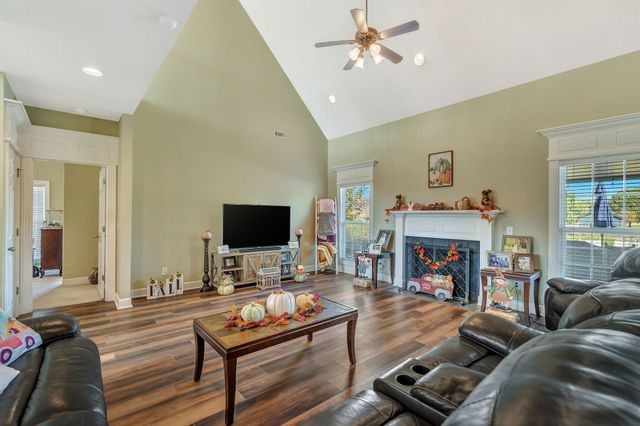 205 Apricot Ln, Murfreesboro, TN 37129