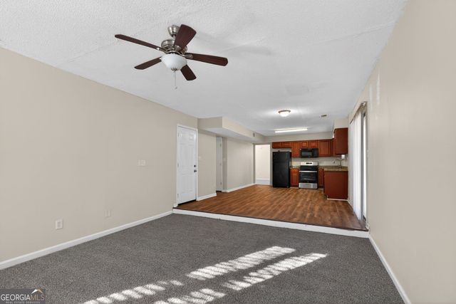 858 Chapman Circle, Stone Mountain, GA 30088