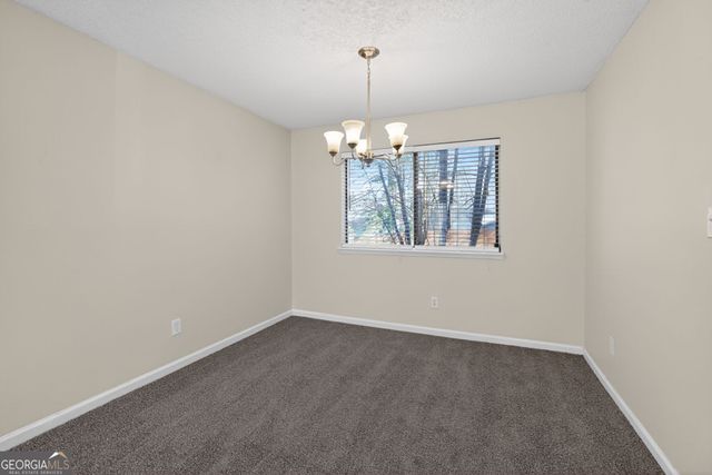 858 Chapman Circle, Stone Mountain, GA 30088