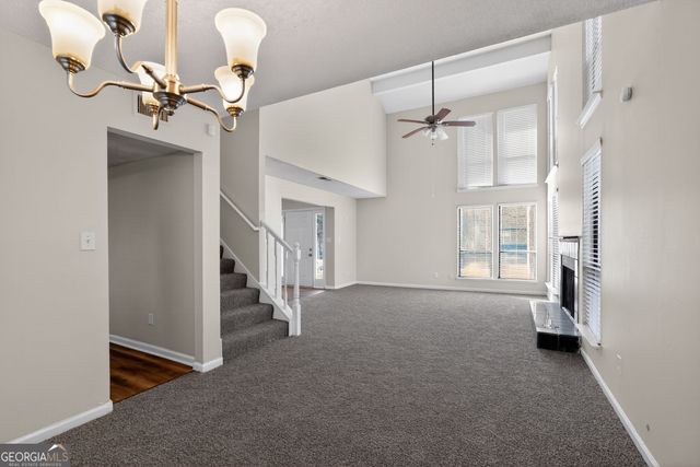 858 Chapman Circle, Stone Mountain, GA 30088