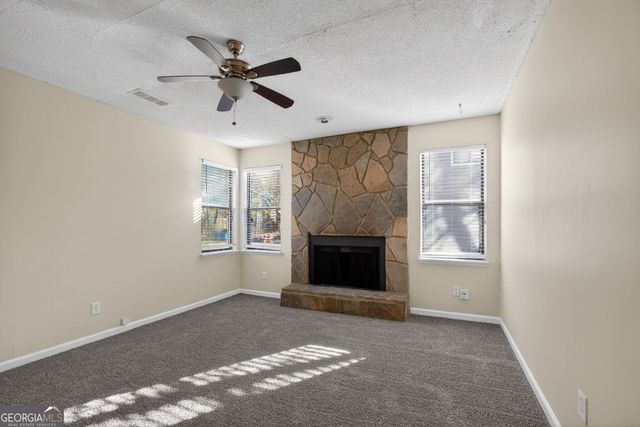 858 Chapman Circle, Stone Mountain, GA 30088