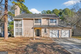 858 Chapman Circle, Stone Mountain, GA 30088