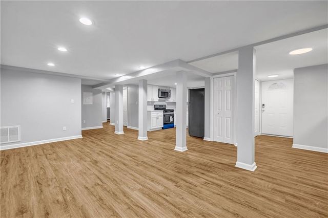 1008 LINDRIDGE NE Drive, Atlanta, GA 30324