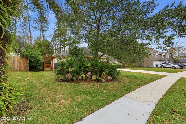 2324 EAGLES NEST Road, Jacksonville, FL 32246