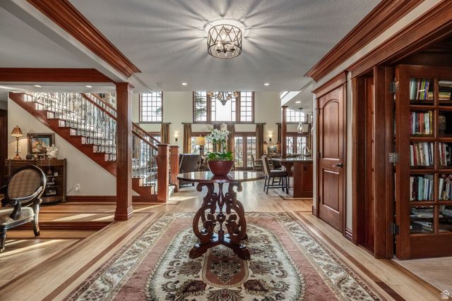 986 E WHEELER FARM CV, Salt Lake City, UT 84121