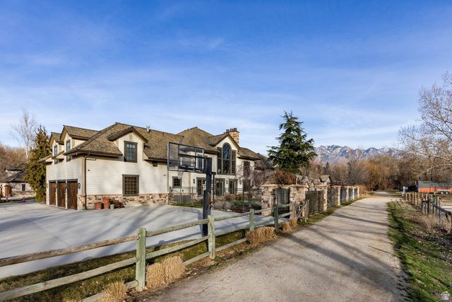 986 E WHEELER FARM CV, Salt Lake City, UT 84121