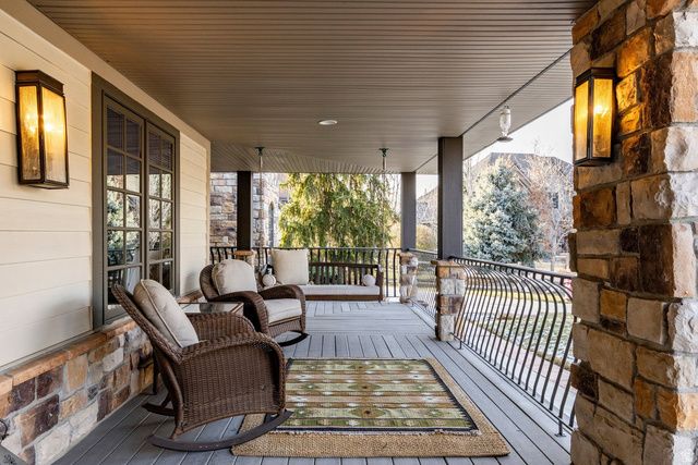 986 E WHEELER FARM CV, Salt Lake City, UT 84121