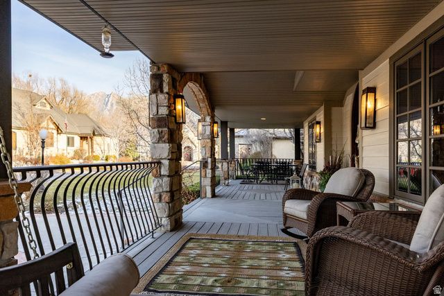 986 E WHEELER FARM CV, Salt Lake City, UT 84121